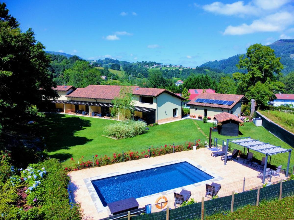 Complejo Turistico Les Cotolles Apartment Cangas de Onis Exterior photo