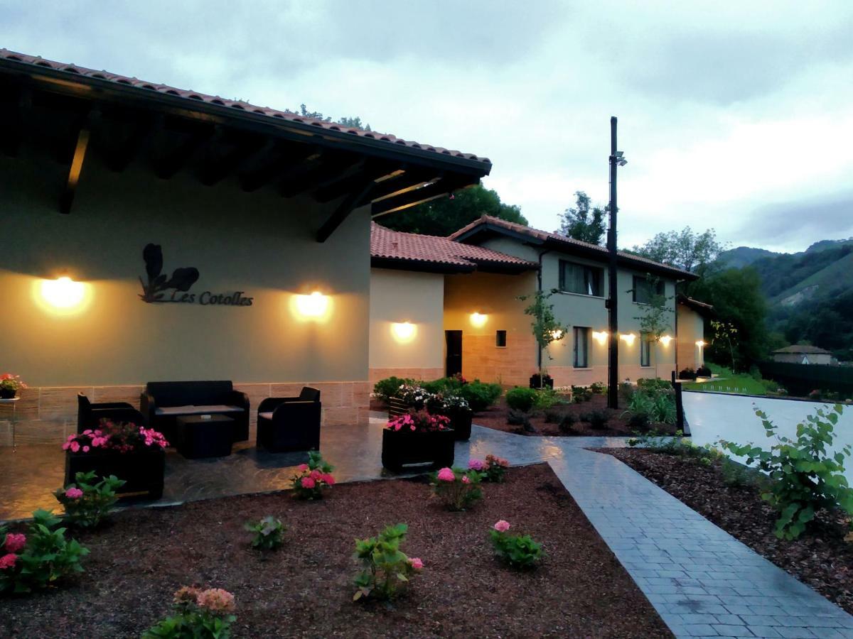 Complejo Turistico Les Cotolles Apartment Cangas de Onis Exterior photo